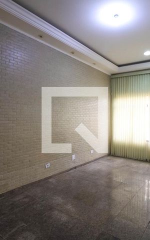 Casa à venda com 340m², 5 quartos e 8 vagas Casa à venda com 340m², 5 quartos e 8 vagasSala de Jantar