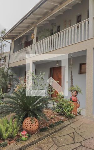 Casa à venda com 320m², 4 quartos e 3 vagasÁrea externa