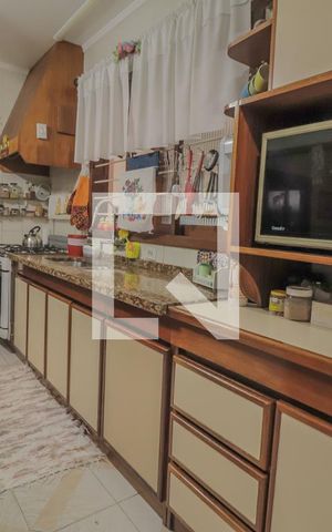 Casa à venda com 320m², 4 quartos e 3 vagasCozinha