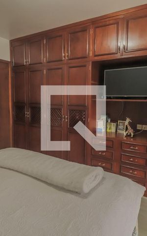 Casa à venda com 320m², 4 quartos e 3 vagasQuarto 4