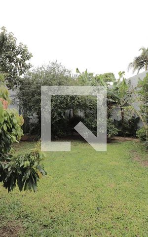 Casa à venda com 320m², 4 quartos e 3 vagasÁrea externa