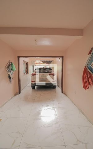Casa à venda com 320m², 4 quartos e 3 vagasGaragem