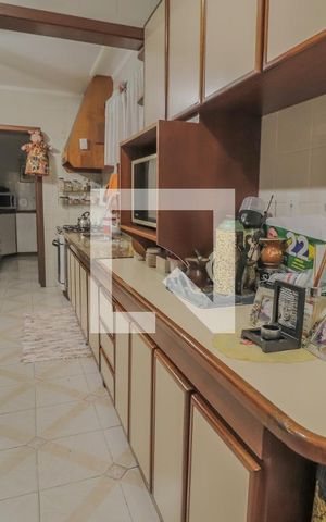 Casa à venda com 320m², 4 quartos e 3 vagasCozinha