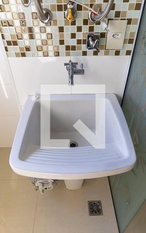 Apartamento à venda com 50m², 2 quartos e 1 vaga Apartamento à venda com 50m², 2 quartos e 1 vagaÁrea de serviço