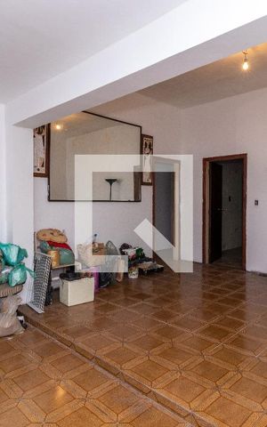 Casa à venda com 310m², 4 quartos e 1 vagaSala de Estar 1