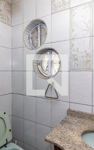 Casa à venda com 310m², 4 quartos e 1 vagaBanheiro da Suíte