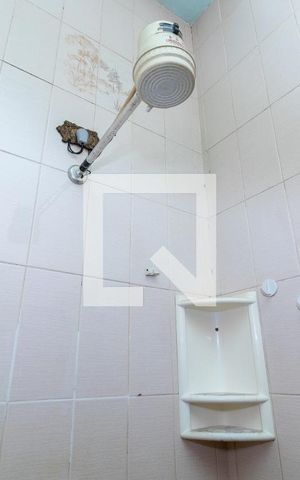 Casa à venda com 310m², 4 quartos e 1 vagaBanheiro 2