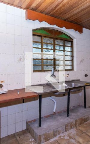 Casa à venda com 310m², 4 quartos e 1 vagaCozinha
