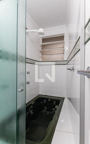 Casa à venda com 225m², 4 quartos e 3 vagasBanheiro da Suíte