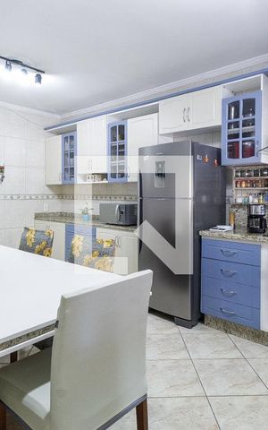 Casa à venda com 225m², 4 quartos e 3 vagasCozinha