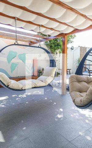 Casa à venda com 225m², 4 quartos e 3 vagasVaranda