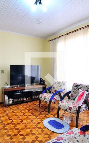 Casa à venda com 180m², 2 quartos e 1 vagaSala