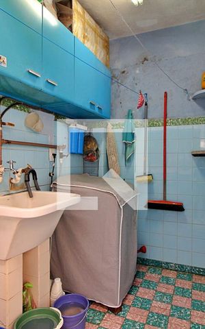 Casa à venda com 180m², 2 quartos e 1 vagaÁrea de Serviço