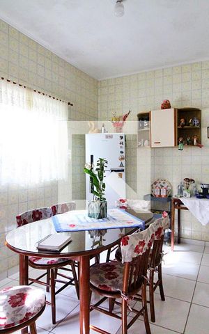 Casa à venda com 180m², 2 quartos e 1 vagaCozinha