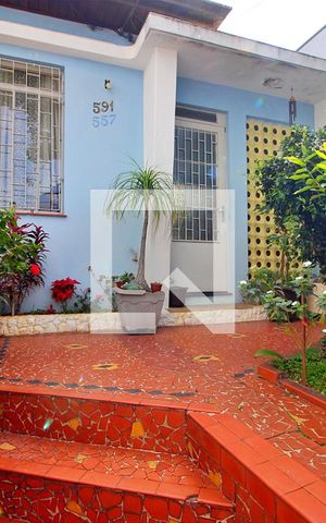Casa à venda com 180m², 2 quartos e 1 vagaEntrada