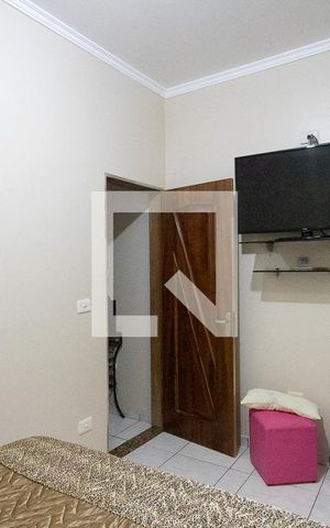 Casa à venda com 225m², 3 quartos e 1 vaga Casa à venda com 225m², 3 quartos e 1 vagaQuarto 1 - suíte