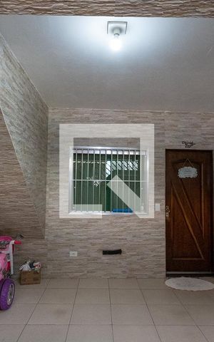 Casa à venda com 225m², 3 quartos e 1 vaga Casa à venda com 225m², 3 quartos e 1 vagaGaragem