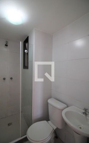 Apartamento à venda com 55m², 2 quartos e 1 vagaBanheiro Social