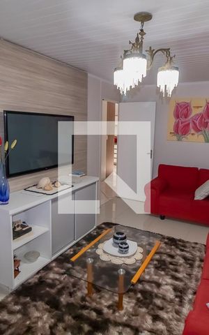 Casa à venda com 230m², 2 quartos e 2 vagasSala