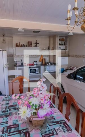 Casa à venda com 230m², 2 quartos e 2 vagasGaragem