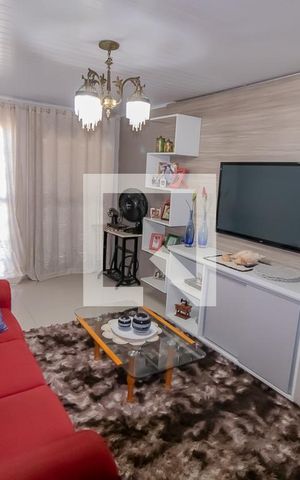 Casa à venda com 230m², 2 quartos e 2 vagasSala