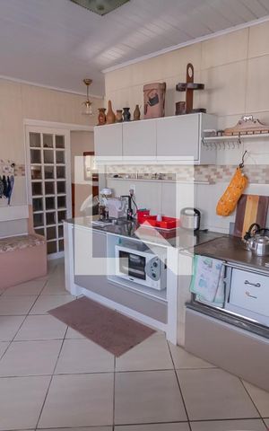 Casa à venda com 230m², 2 quartos e 2 vagasGaragem