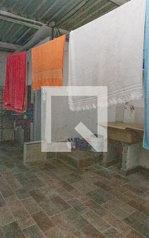 Casa para alugar com 48m², 1 quarto e sem vaga Casa para alugar com 48m², 1 quarto e sem vagaÁrea de serviço compartilhada