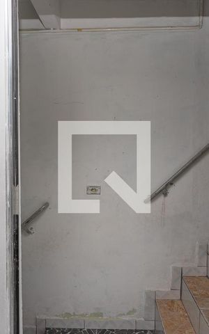 Casa para alugar com 48m², 1 quarto e sem vaga Casa para alugar com 48m², 1 quarto e sem vagaVista da porta da sala