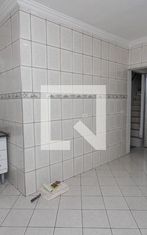 Casa para alugar com 48m², 1 quarto e sem vaga Casa para alugar com 48m², 1 quarto e sem vagaCozinha