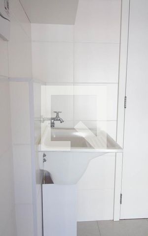 Apartamento para alugar com 28m², 1 quarto e sem vaga Apartamento para alugar com 28m², 1 quarto e sem vagaArea de Serviço