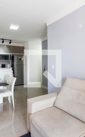 Apartamento à venda com 57m², 2 quartos e 1 vagaSala