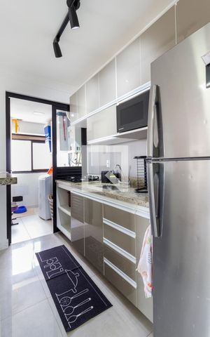 Apartamento à venda com 57m², 2 quartos e 1 vagaCozinha