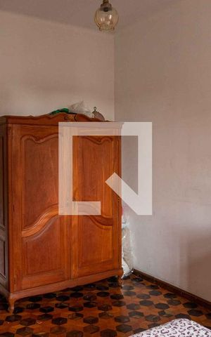 Casa à venda com 700m², 4 quartos e 2 vagas Casa à venda com 700m², 4 quartos e 2 vagasQuarto 2
