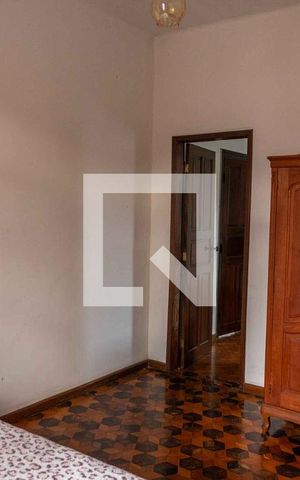 Casa à venda com 700m², 4 quartos e 2 vagas Casa à venda com 700m², 4 quartos e 2 vagasQuarto 2