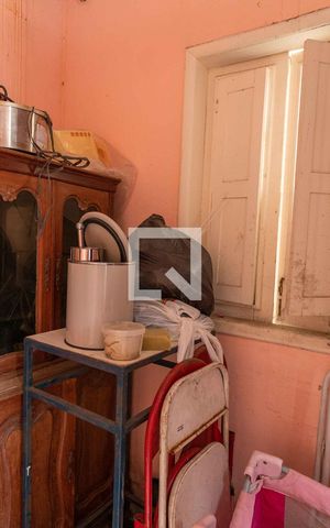 Casa à venda com 200m², 3 quartos e 1 vaga Casa à venda com 200m², 3 quartos e 1 vagaQuarto de Serviço