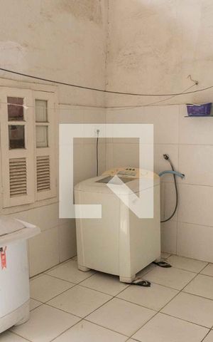 Casa à venda com 200m², 3 quartos e 1 vaga Casa à venda com 200m², 3 quartos e 1 vagaÁrea de Serviço