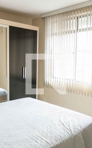 Casa à venda com 200m², 3 quartos e 1 vaga Casa à venda com 200m², 3 quartos e 1 vagaQuarto 2