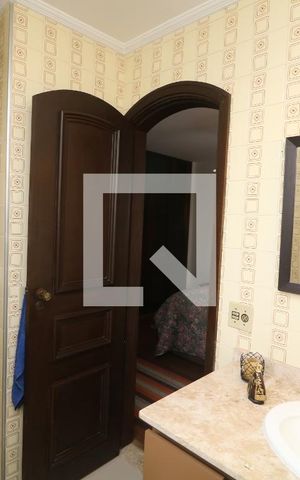 Casa à venda com 260m², 5 quartos e 3 vagasBanheiro da Suíte
