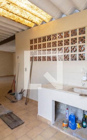 Casa à venda com 515m², 2 quartos e 3 vagas Casa à venda com 515m², 2 quartos e 3 vagasÁrea Externa