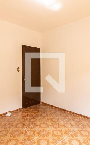 Casa à venda com 515m², 2 quartos e 3 vagas Casa à venda com 515m², 2 quartos e 3 vagasQuarto 2