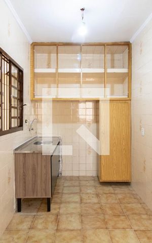 Casa à venda com 515m², 2 quartos e 3 vagas Casa à venda com 515m², 2 quartos e 3 vagasCozinha