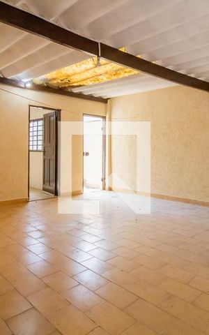 Casa à venda com 515m², 2 quartos e 3 vagas Casa à venda com 515m², 2 quartos e 3 vagasÁrea Externa