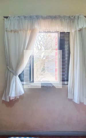 Casa à venda com 260m², 2 quartos e sem vaga Casa à venda com 260m², 2 quartos e sem vagaQuarto