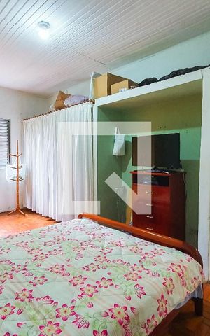 Casa à venda com 260m², 2 quartos e sem vaga Casa à venda com 260m², 2 quartos e sem vagaQuarto 2