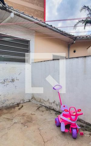 Casa à venda com 260m², 2 quartos e sem vaga Casa à venda com 260m², 2 quartos e sem vagaÁrea de Serviço