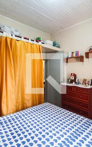 Casa à venda com 260m², 2 quartos e sem vaga Casa à venda com 260m², 2 quartos e sem vagaQuarto