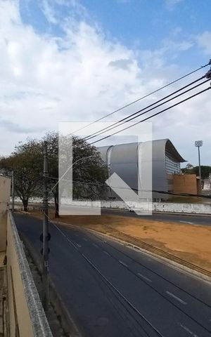 Casa à venda com 262m², 4 quartos e 6 vagas Casa à venda com 262m², 4 quartos e 6 vagasvista do Jardim
