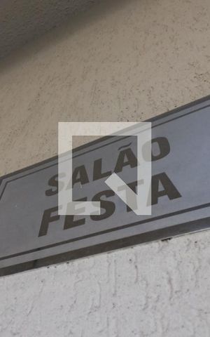 Apartamento à venda com 76m², 3 quartos e 1 vaga Apartamento à venda com 76m², 3 quartos e 1 vagaÁrea Comum