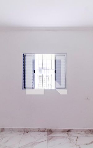 Casa para alugar com 40m², 1 quarto e sem vaga Casa para alugar com 40m², 1 quarto e sem vagaQuarto