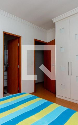 Casa à venda com 245m², 5 quartos e 5 vagas Casa à venda com 245m², 5 quartos e 5 vagasSuíte 2